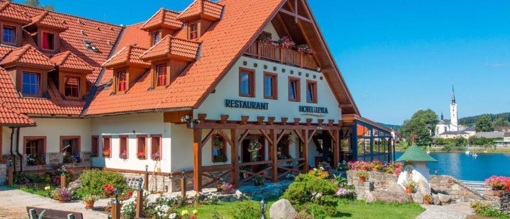 Hotel Leyla Frymburk Εξωτερικό φωτογραφία